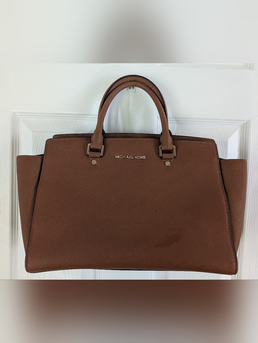 Michael Kors Selma Tote/Crossbody Bag In Acorn
